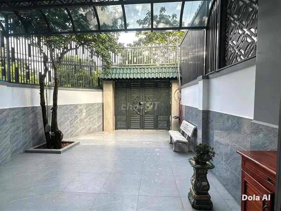 Nice 4th floor P.Q.q1 near Phạm Văn Đồng house sleeps