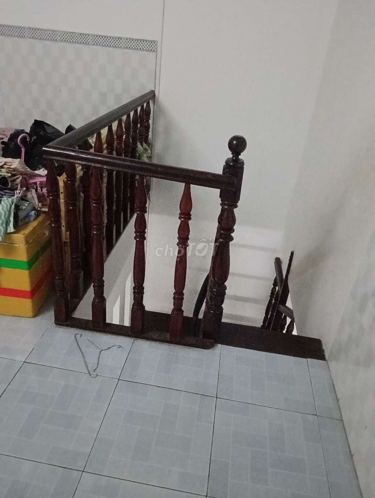 To rent a common house.