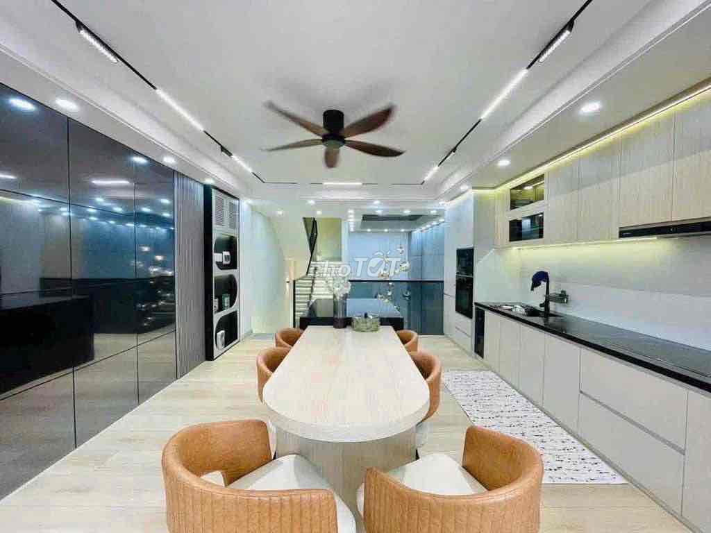 Rent an alley house 56/2 A German Advent 3 Phú Nhuận district