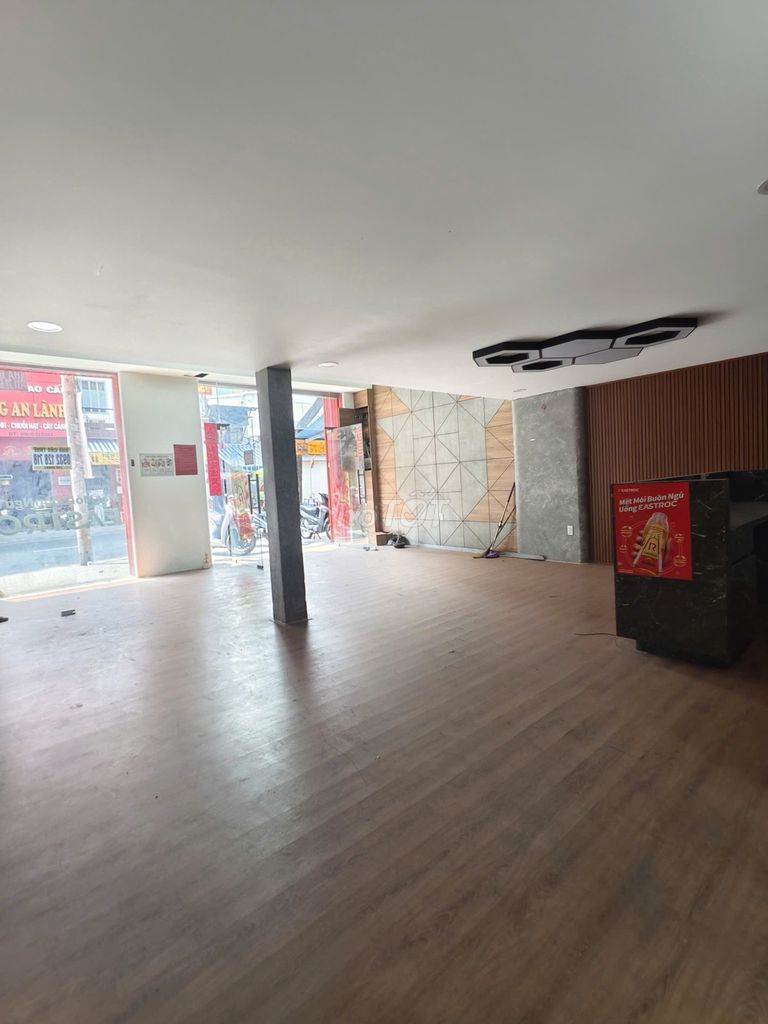 Corner of Thuận KiềuQenment 8 x10 m 3 L 4 bedroom
