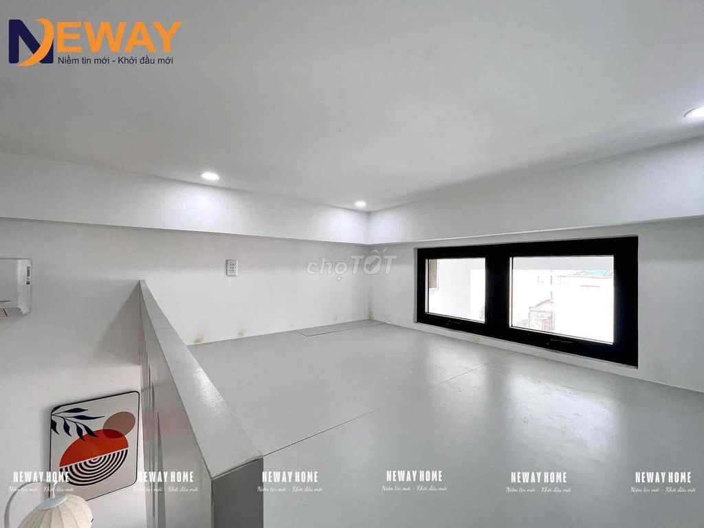 Open up the mini apartment with the upper-level OTI