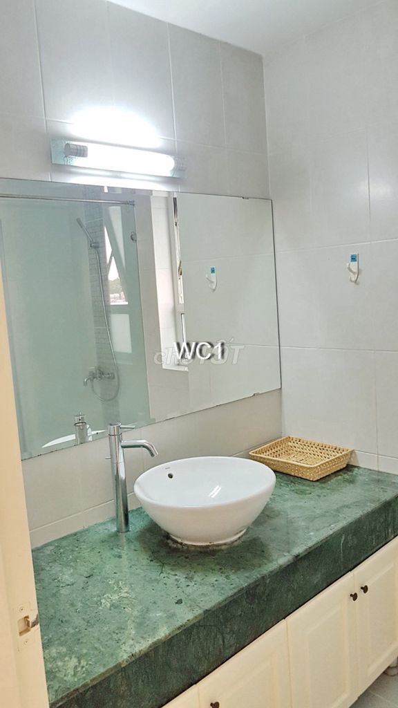 Rent Chung cư Phúc Yên 1. 135 meters2, 3 bedrooms, 15 million a month.