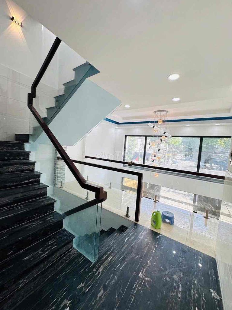 Helam Linh Chiểu - magic 2 houses 5.7 X14 M 3rd floor bedroom 4 toilets at +vp