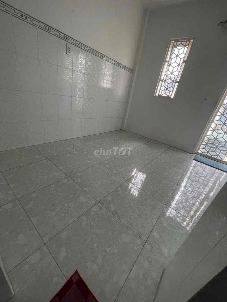 house [4 x 4 ] 2 floors 2 bedroom, 2 toilets, 640 26-3 colossus