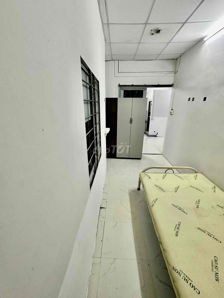 Rent two bedrooms, match four cars.
