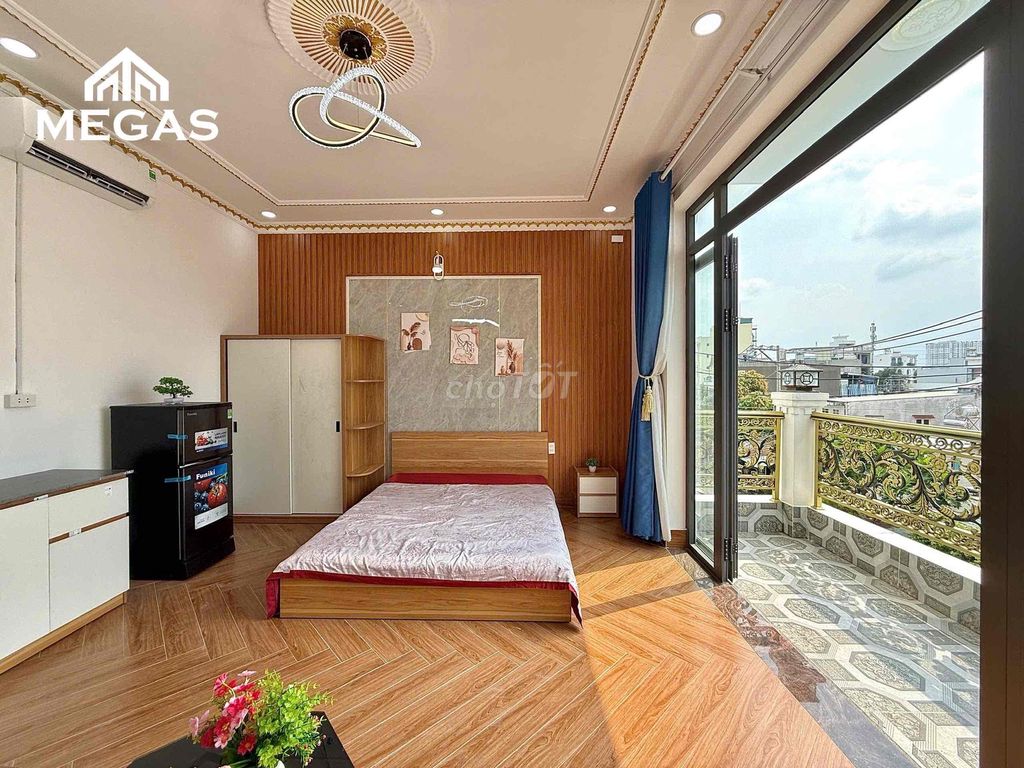 internal - balcony suite