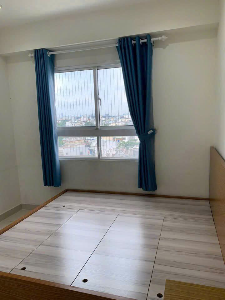 The Silver Building. Ocean Ten, District 12: 7 million, 70 meters, 2 p sleeping, full interior