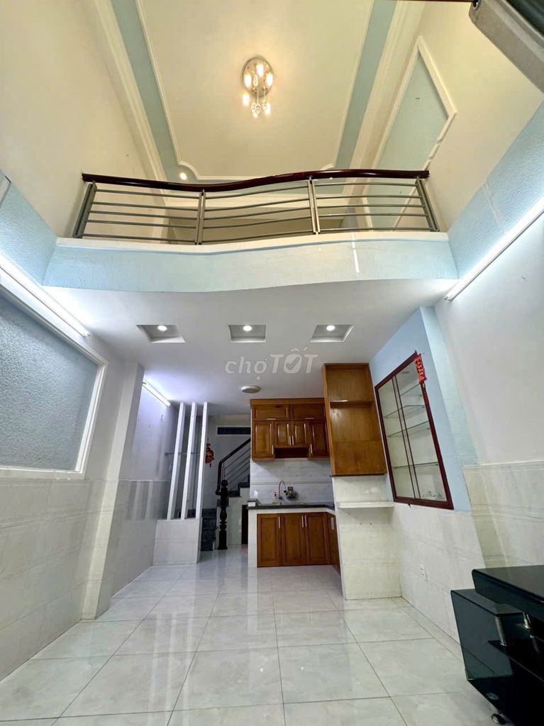 Rent the original four-story apartment -16/ Dương Quảng Hàm, 5 Gò Vấp, 10 million.