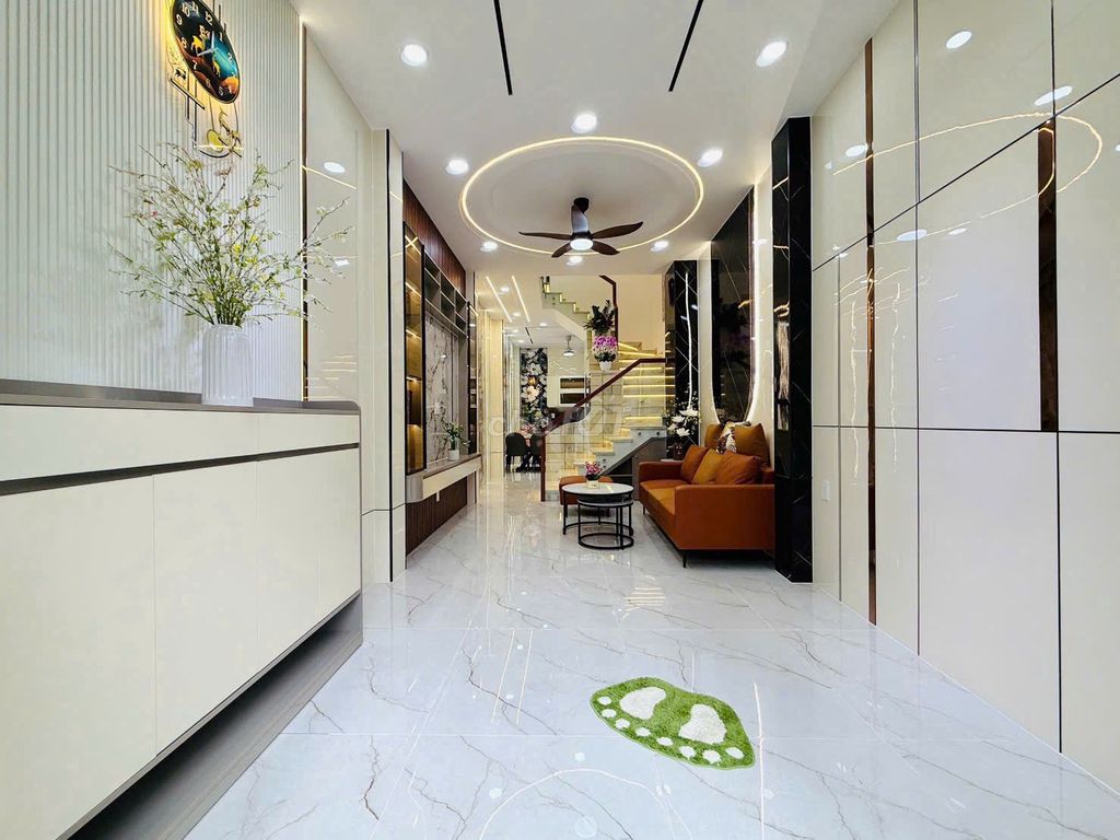 Renting a new house, four Trường Chinh bedrooms, Tân Bình 14 million a month.