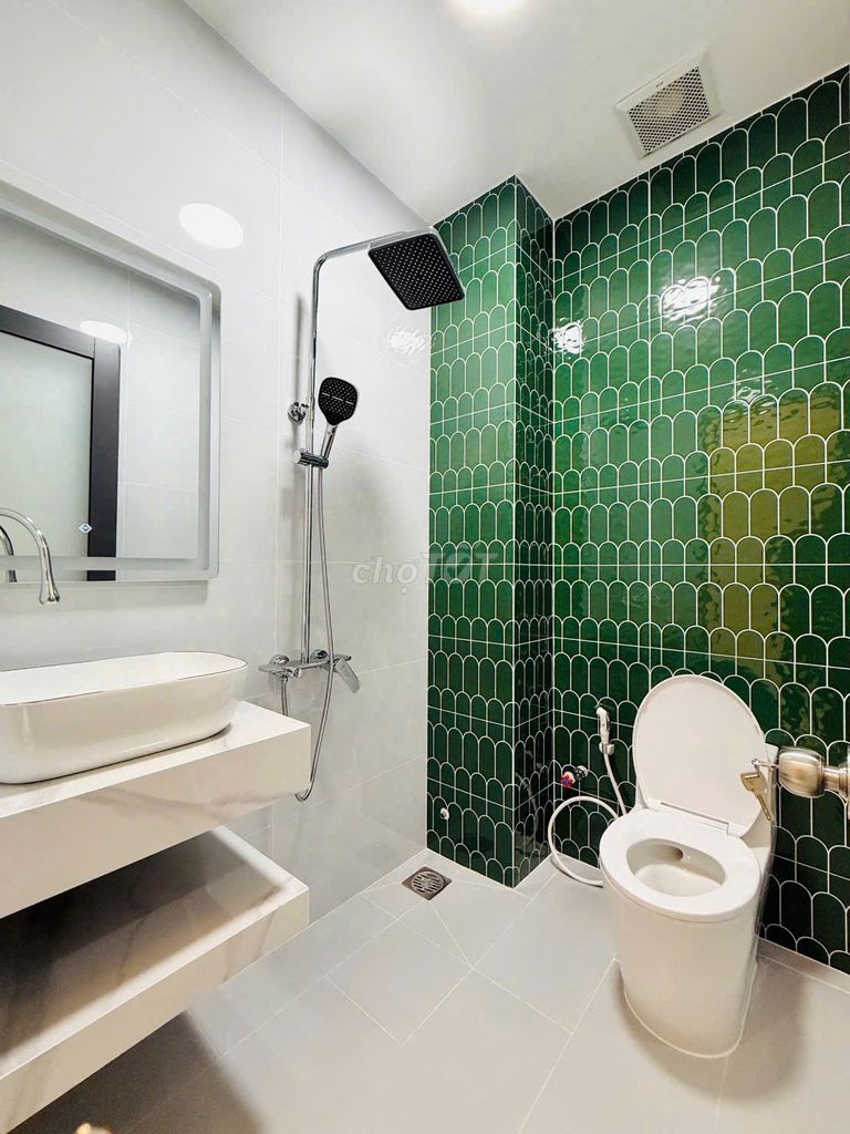 Renting a new house, four Trường Chinh bedrooms, Tân Bình 14 million a month.