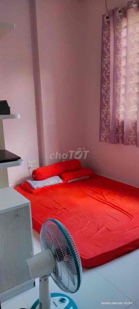 3rd floor 3rd floor bedroom 2 roof toilet ql13 near the University of Law 11 million