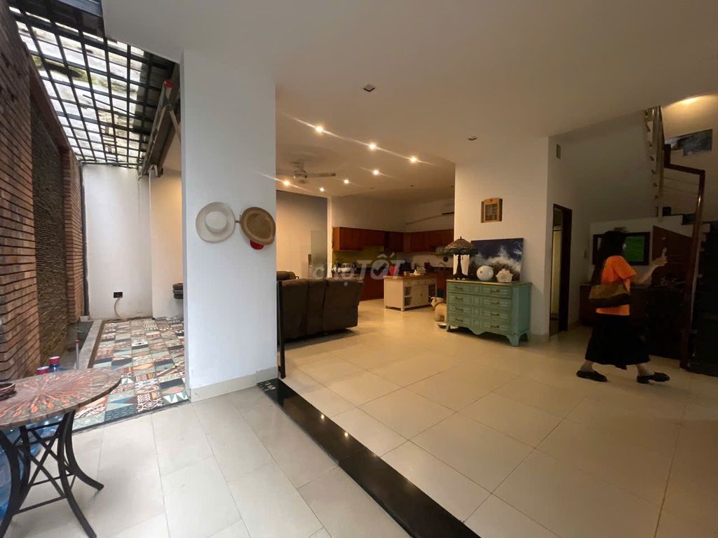 villa Thảo Điền 01 06 yards wide - 4 bedrooms - green space 0145 million a month