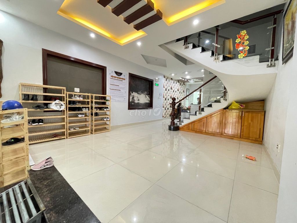 Southern dorm near gtvt, hutech, right on the bus route of fpt – full interior