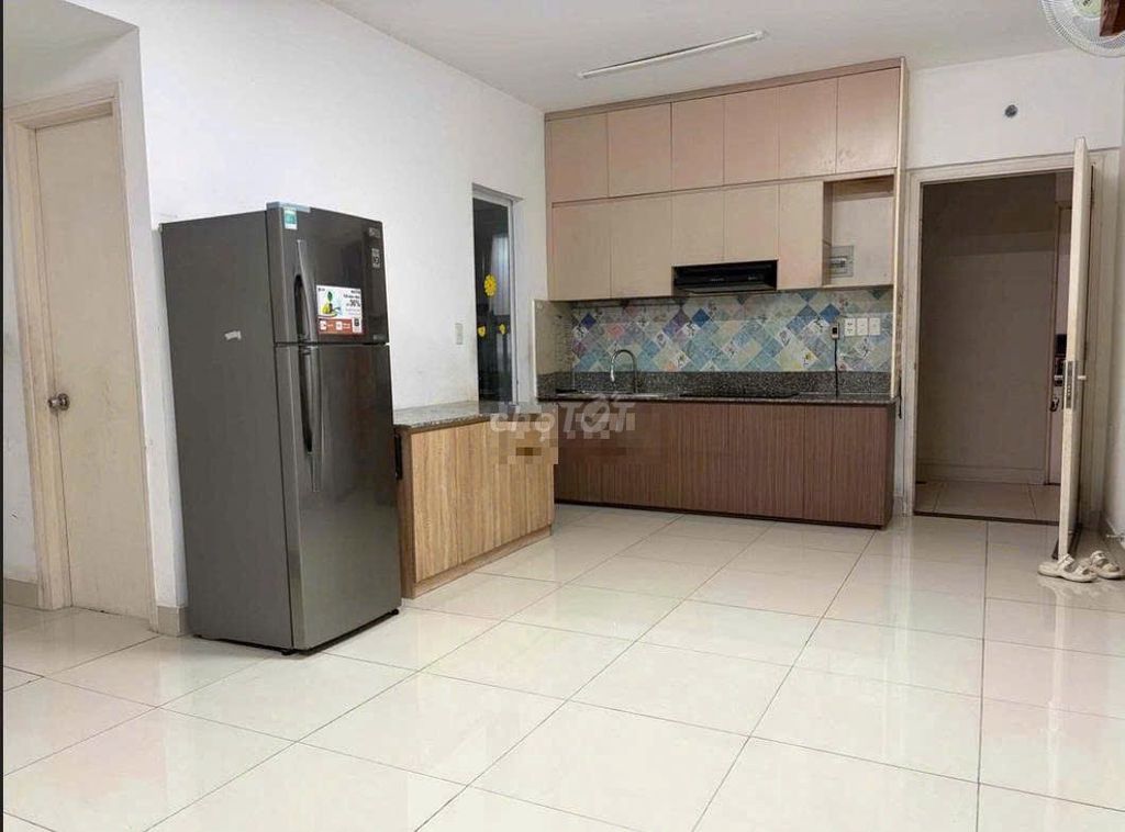 Rent the corner of Citihome for 8 million, 73 meters. Two bedrooms. Two full interior toilets.