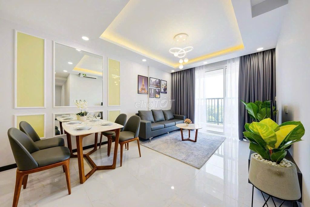 Three rooms 20 million in right at 85 meters, full of Orchard Parkview.