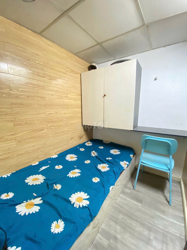 Room for rent from 1 million at Bình Thạnh.
