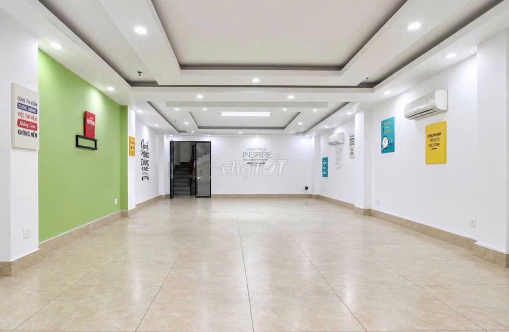Rent building 340 Lý Thường Kiệt, District 10 – 7 stories, elevator - 100 million.