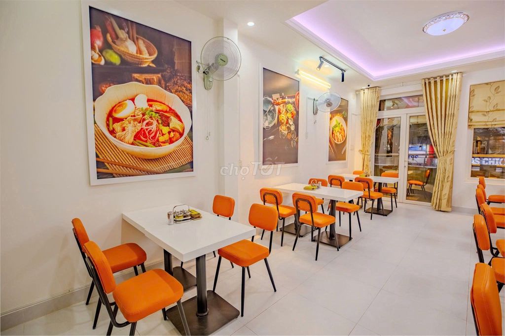 Rent a Nguyễn Gia Trí qbt 4 X16 MM 3th floor for 65 million