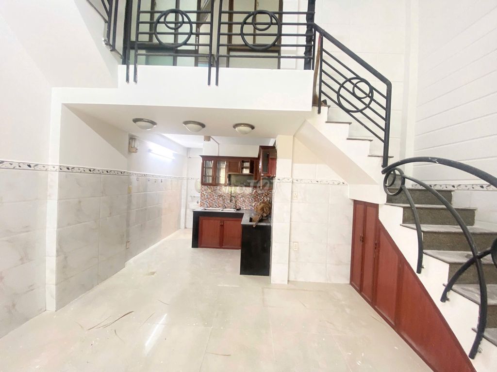Nc Nguyễn Thị Huỳnh 40 M2 1. 2nd floor 4 roof bedroom