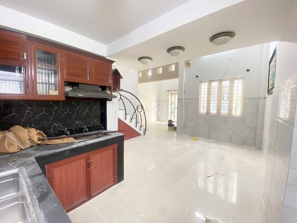 Nc Nguyễn Thị Huỳnh 40 M2 1. 2nd floor 4 roof bedroom