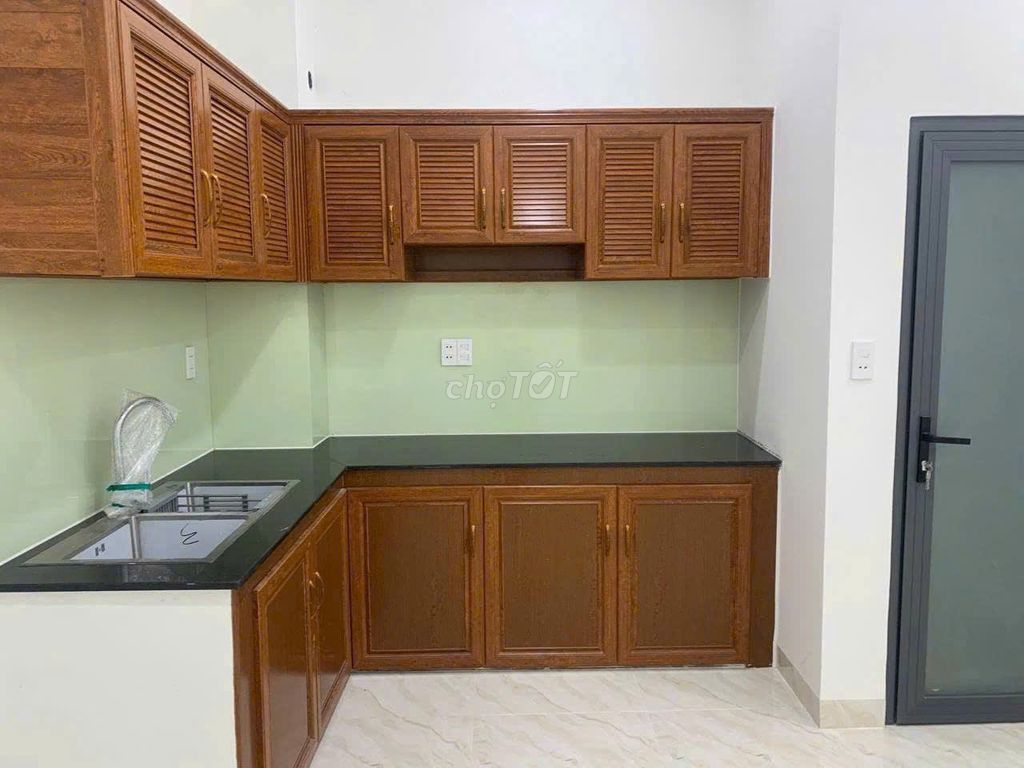 Need to rent an alley house 31/6 A Hoàng Hoa Thám-713 QTân Bình