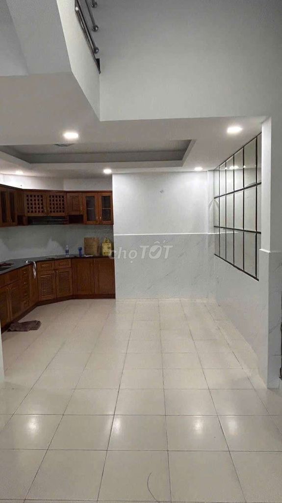 House 1 .3th floor 4th floor bedroom on Route 174 Tân Quy.