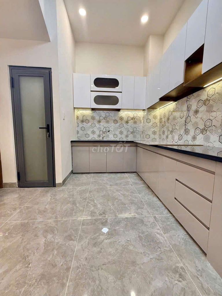 Need to rent a new house. 1 00 AHiền Vương P.Phú Thạnh Q.Tân Phú