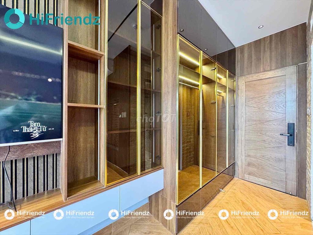 It's the owner who rented the high-level interior service apartment that's 100 percent new.