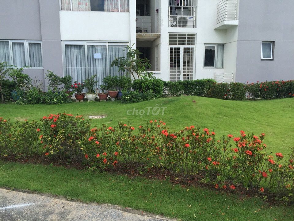 Rent ground two bedroom 70 meters. Celadon City.
