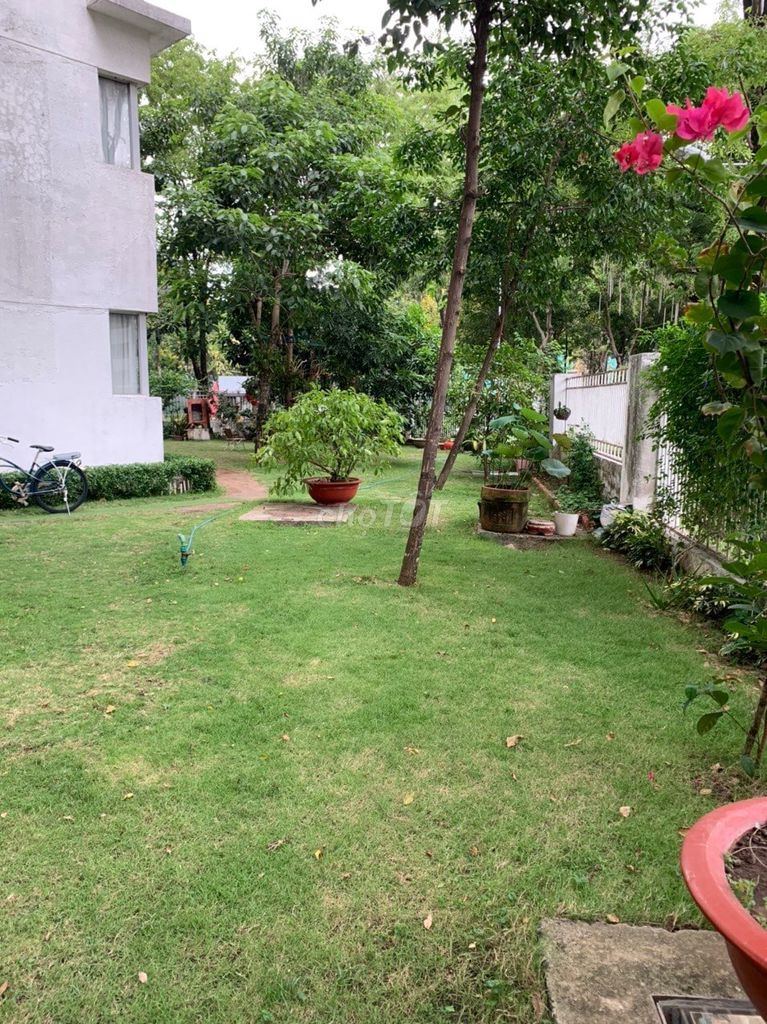 Rent ground two bedroom 70 meters. Celadon City.