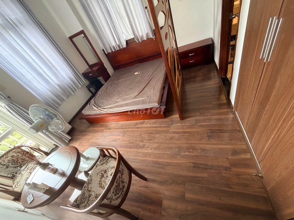 Rent a tdh Trường Thọ 2 bedroom 2 2 2 toilets 91 m2 near Full interior 9 million a month