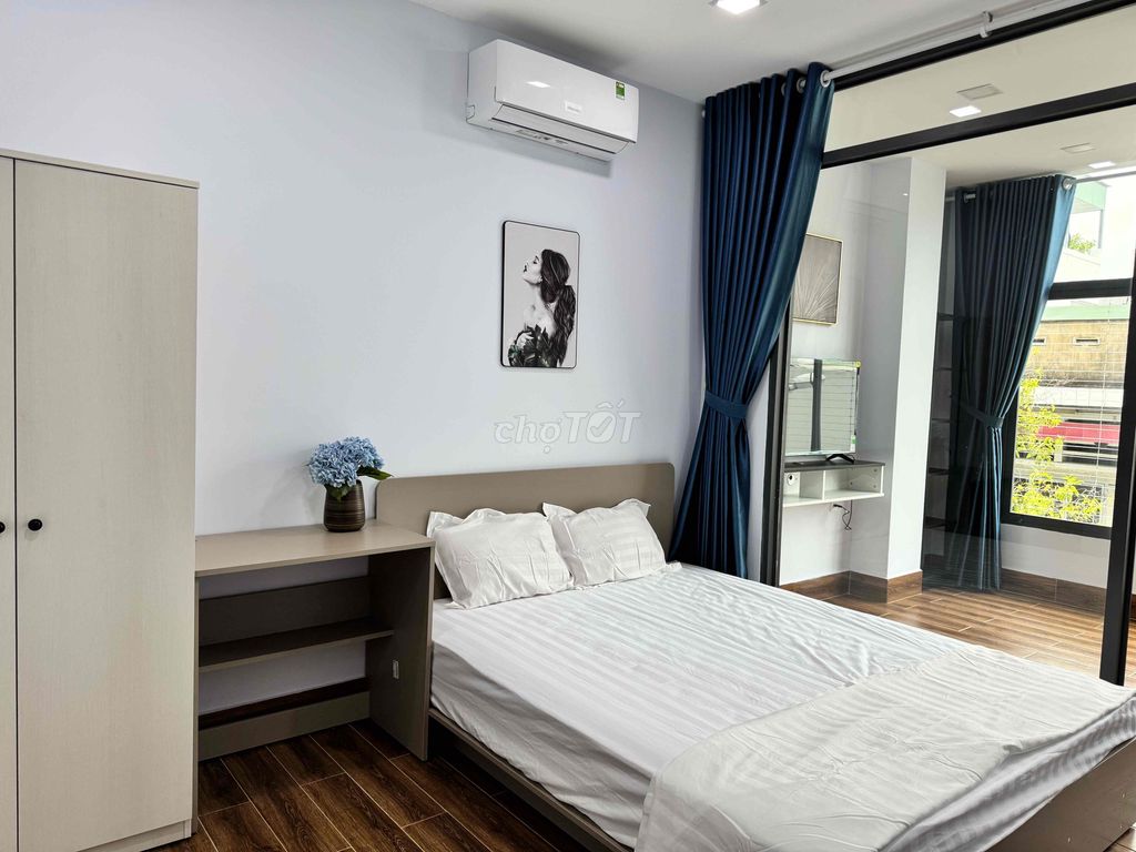 Two bedrooms near Central One.