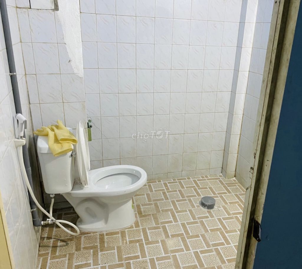12fmow District Inn - clean - air
