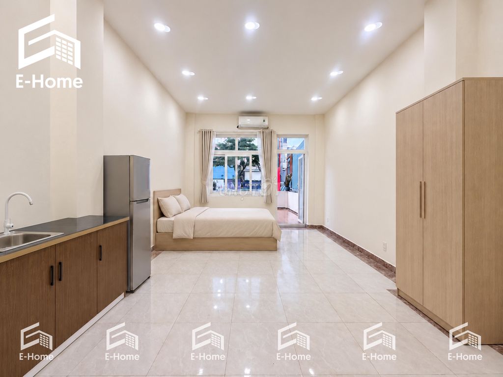 studio full interior - private balcony - only 100 percent - near hvhk