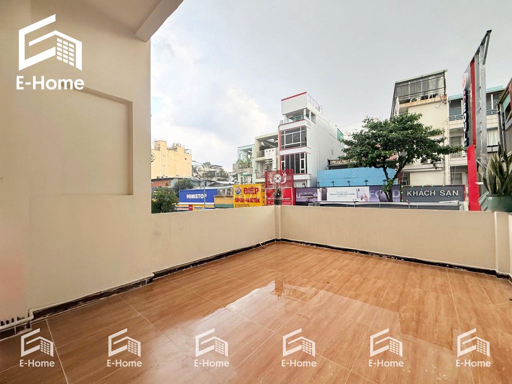 studio full interior - private balcony - only 100 percent - near hvhk