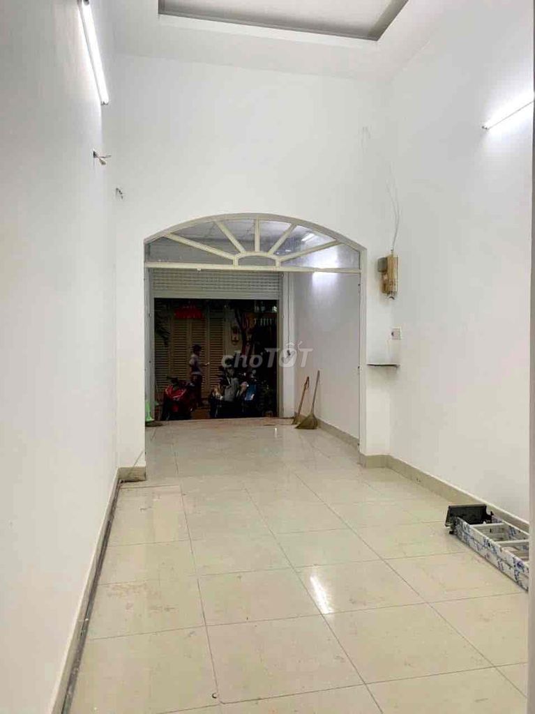 Lê Lăng cash rented house, United States Republic, Tân Phú