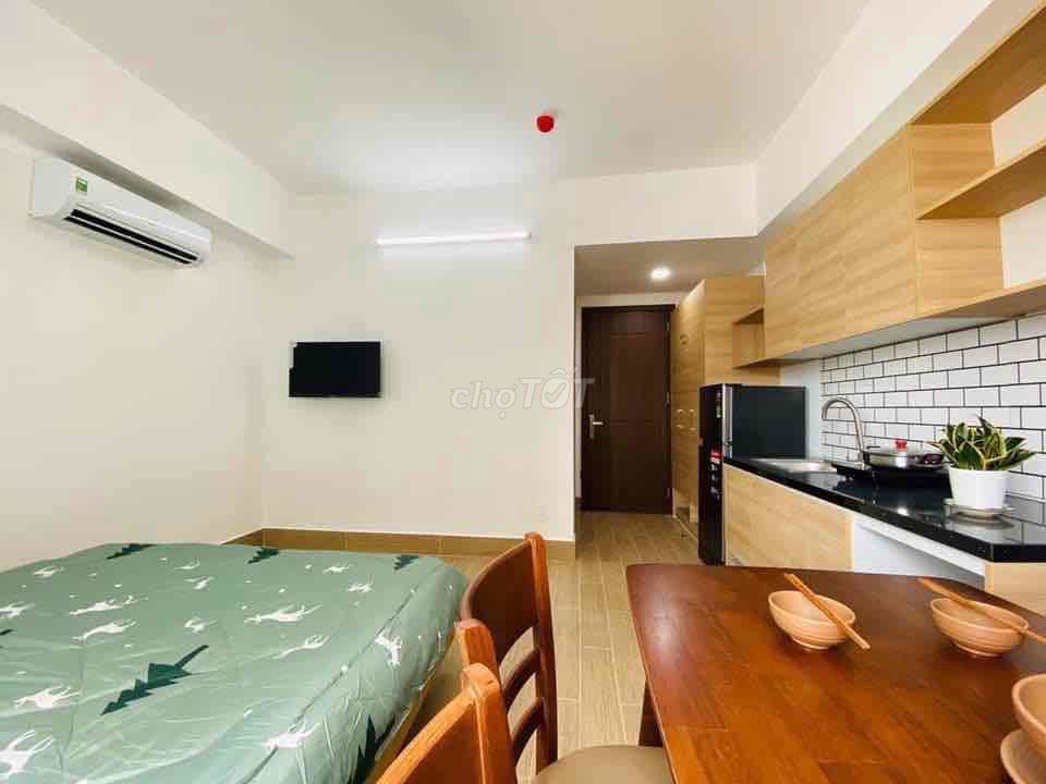 The studio apartment, a closed bedroom, 7/7th district interior.