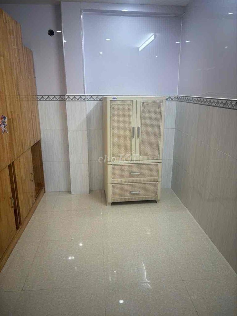 Rent apartment 9 Cao Bá Nhạ,P.Cầu Ông Lãnh.