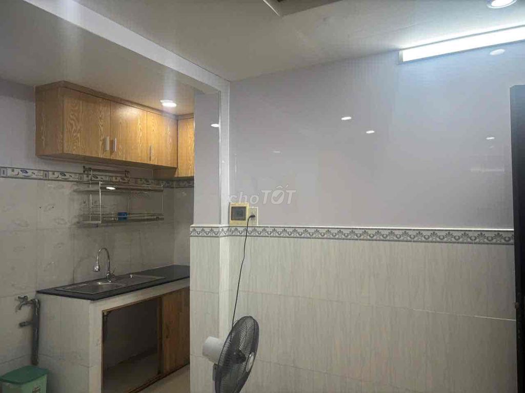 Rent apartment 9 Cao Bá Nhạ,P.Cầu Ông Lãnh.