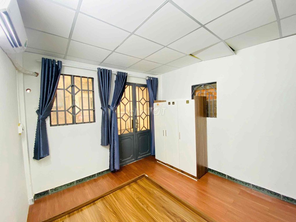 Only 11 million and 5 have three bedrooms.