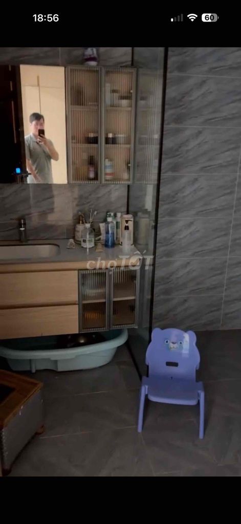 Rent the apartment right at Lê Văn Chí Thủ Đức University.