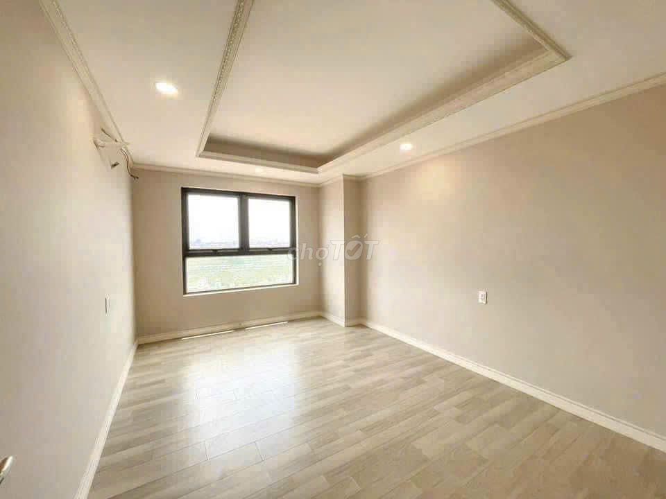 Topaz Home-Phan Went to sleep 3 p is beautiful, new, for 8 million. refrigerator