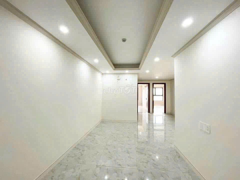 Topaz Home-Phan Went to sleep 3 p is beautiful, new, for 8 million. refrigerator