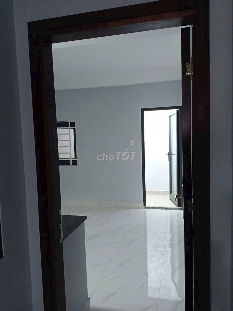 Rent a new suite with balcon, garage car, free time.