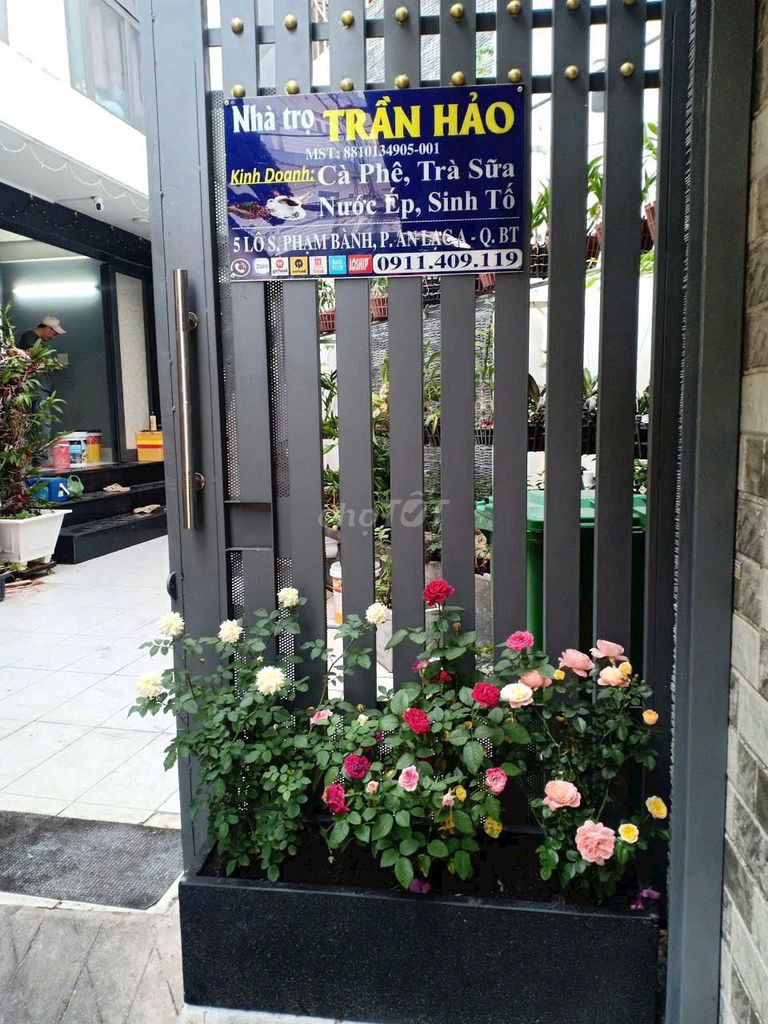 Rent a new suite with balcon, garage car, free time.