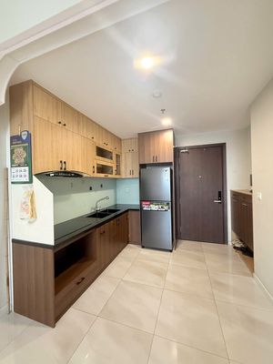 Rent PiCity High Park two bedrooms, a full-size toilet, 10 million worth of furniture, take the house now.