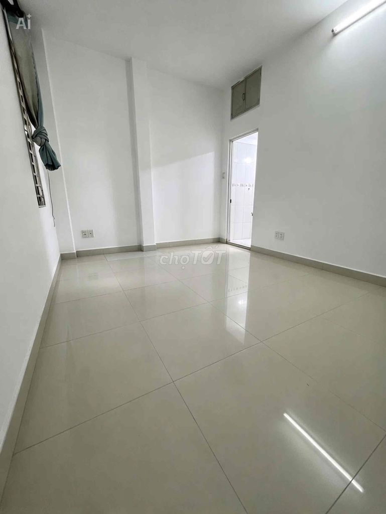 Rent 2 million and 5 Pai Phú Nhuận.