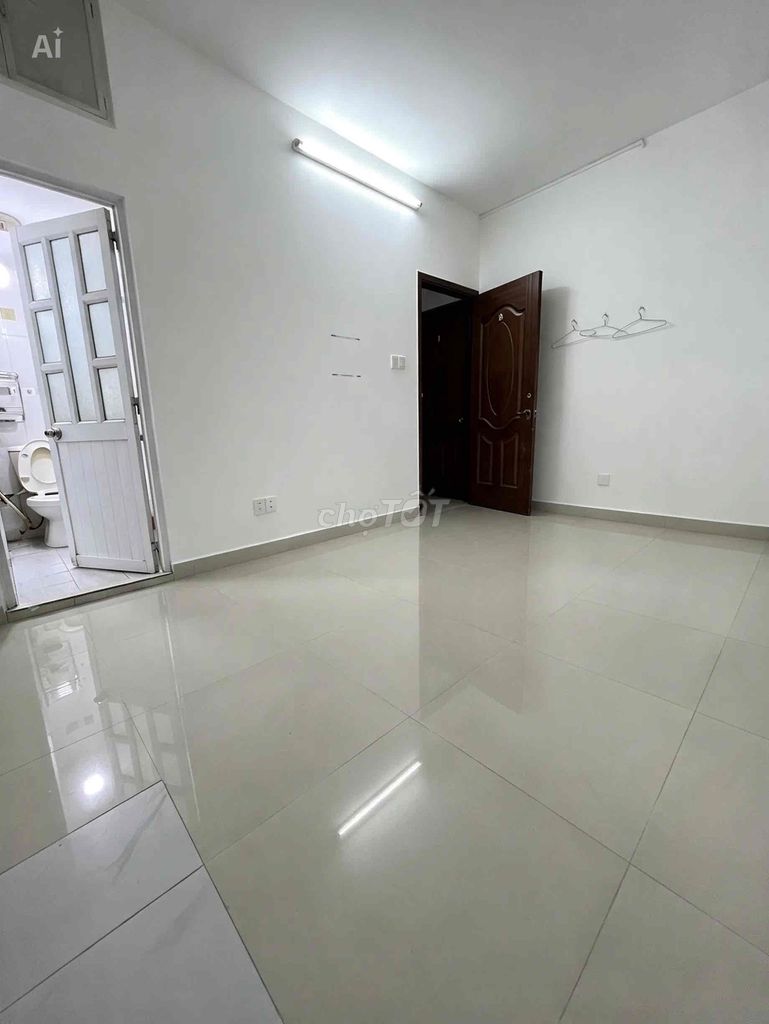 Rent 2 million and 5 Pai Phú Nhuận.