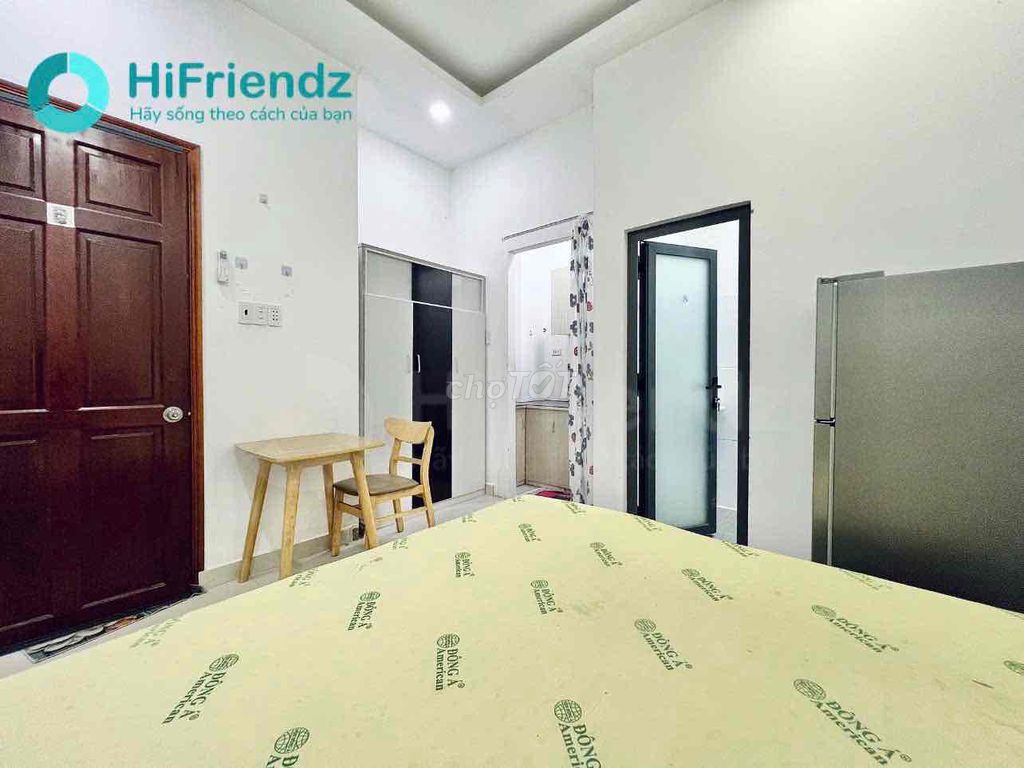 rented studio full interior