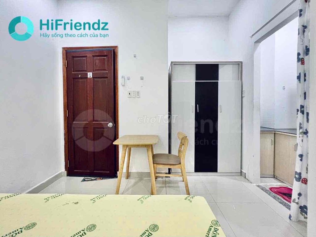 rented studio full interior